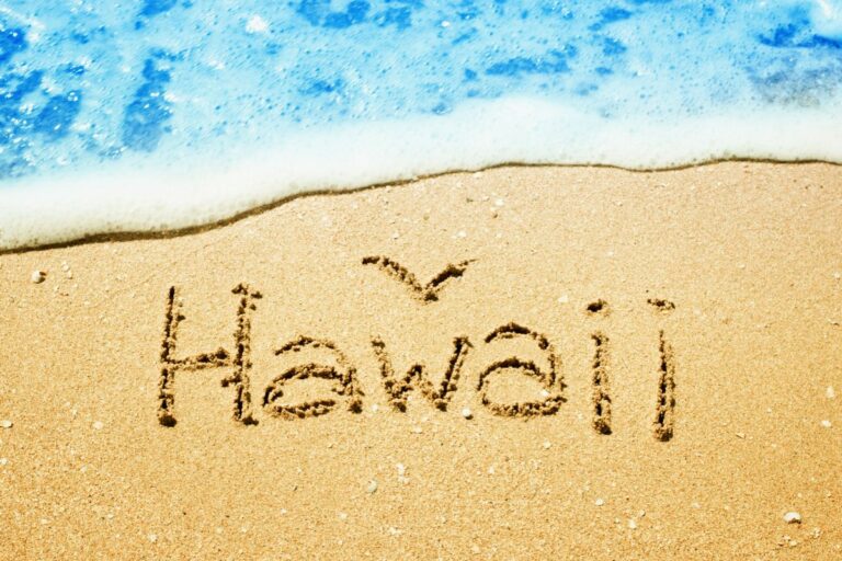 How Far Is Hawaii From California?
