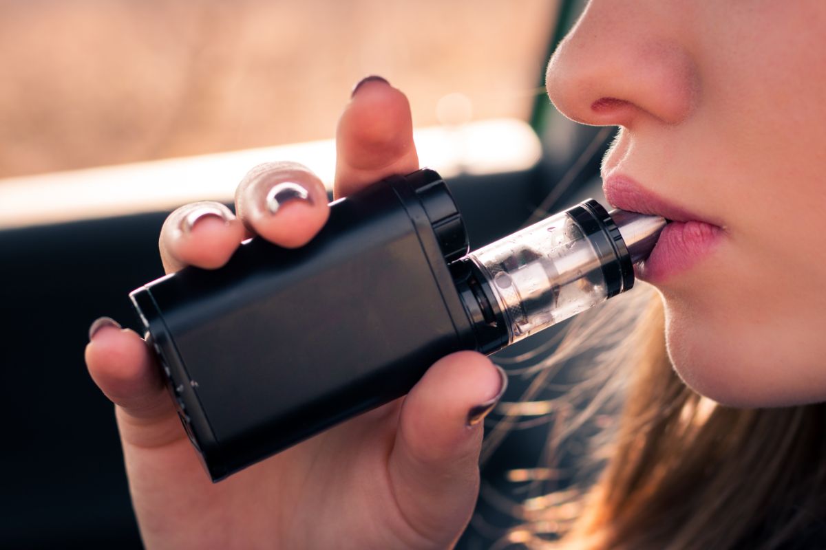 Can You Bring A Vape On A Plane Under 21?