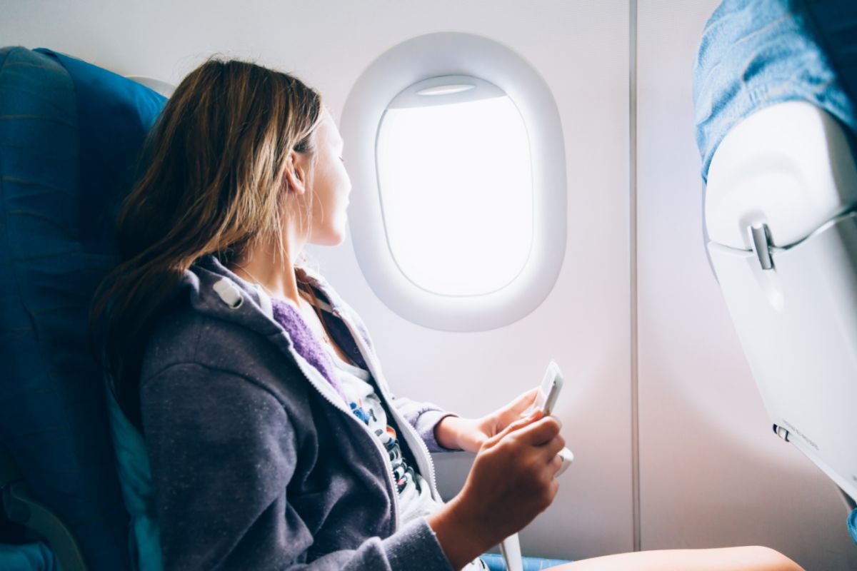 Can You Bring Perfume On A Plane