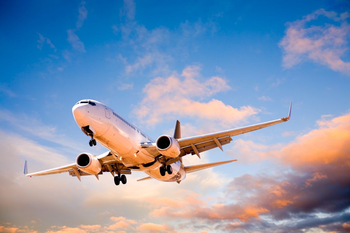 How Fast Do Planes Fly?