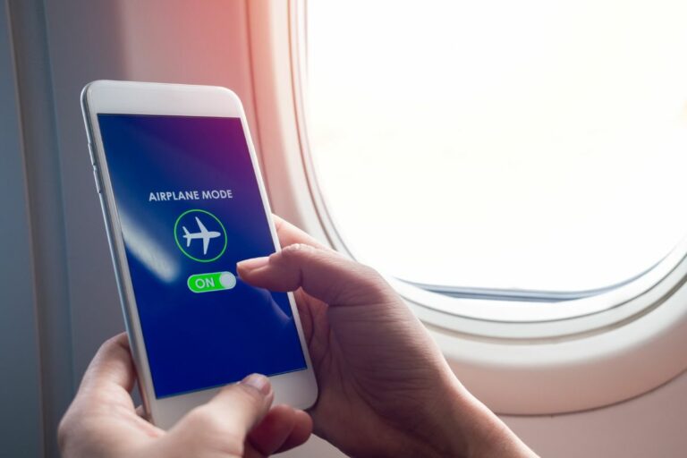 What Happens If You Don't Turn On Airplane Mode