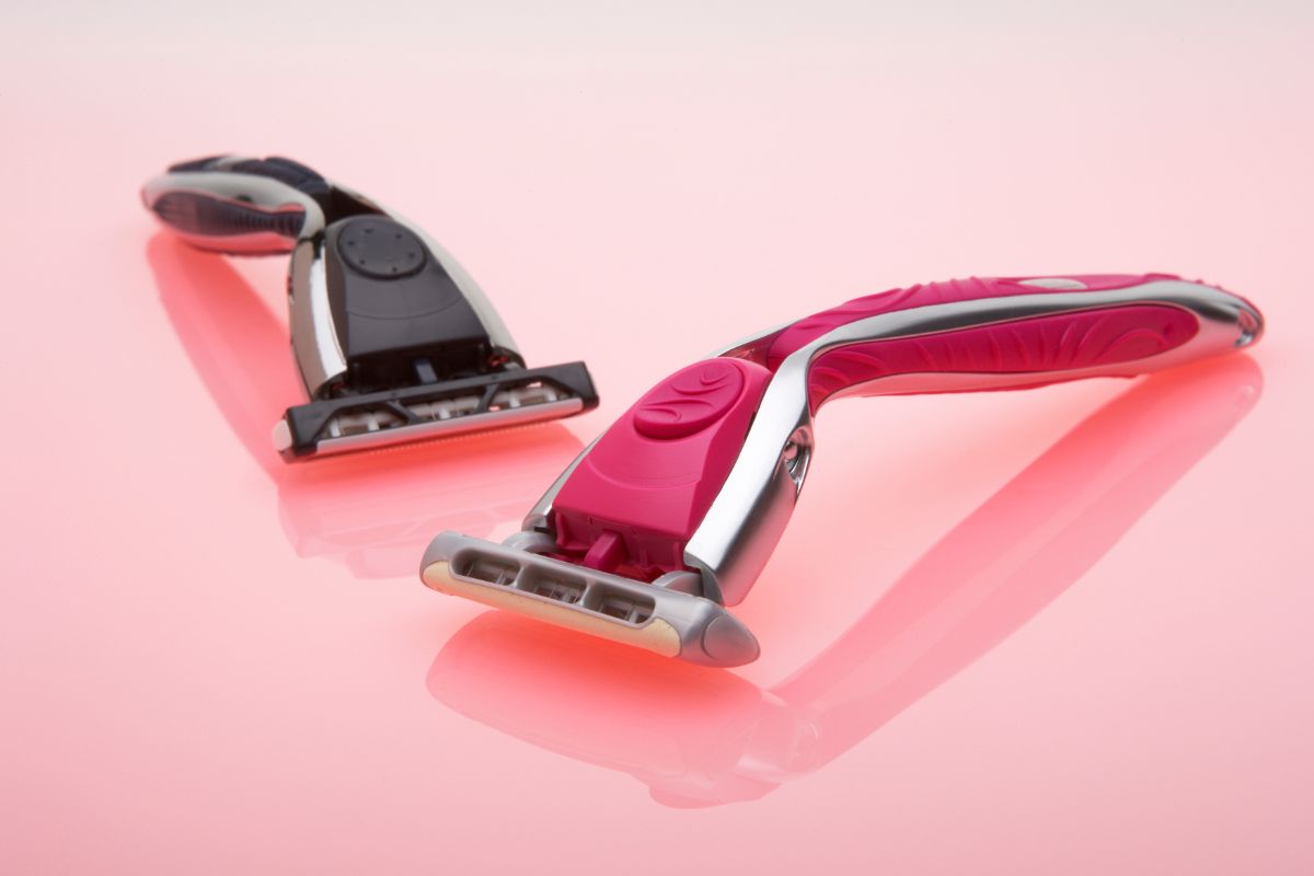 Can You Bring An Electric Razor On A Plane