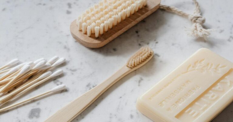 Eco-Friendly Travel Accessories for the Sustainable Explorer