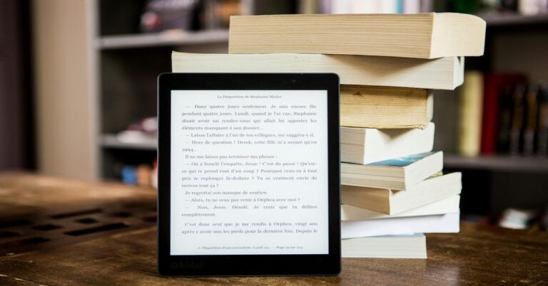 Travel-Friendly E-Readers: Your Portable Library on the Go