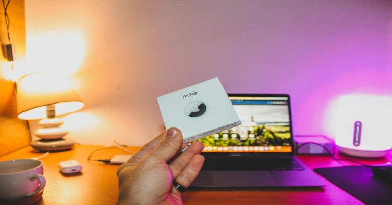 Lost Luggage No More: Airlines That Allow Apple AirTag Tracking
