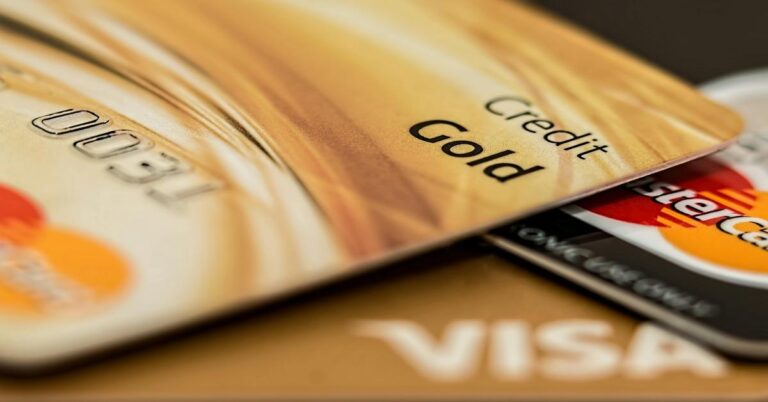 Best New Credit Card Sign-Up Bonuses for Frequent Flyers