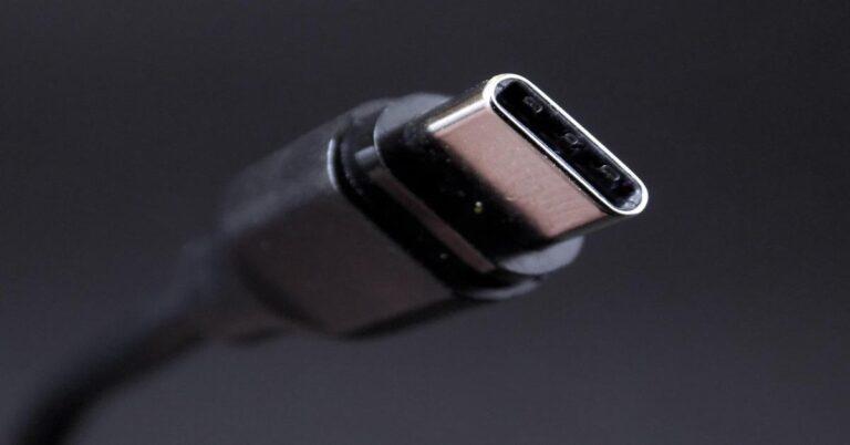Nomad ChargeKey USB-C Review: The Pocket-Sized Lifesaver for Travelers